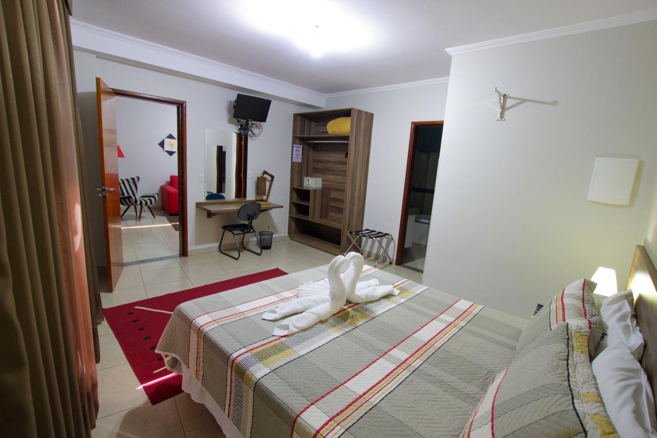 Beira Lago Palace Hotel Morrinhos  Exteriér fotografie