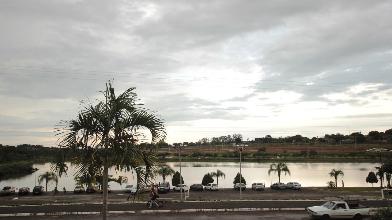 Beira Lago Palace Hotel Morrinhos  Exteriér fotografie